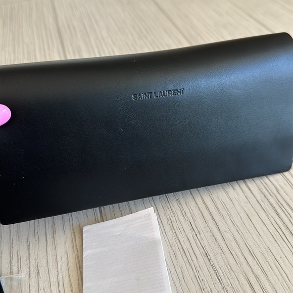 YSL Black Sunglasses New In Box - Picture 5 of 8